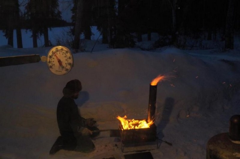 Семья Атчли ушла 18 лет назад от цивилизации жить в глушь на Аляске