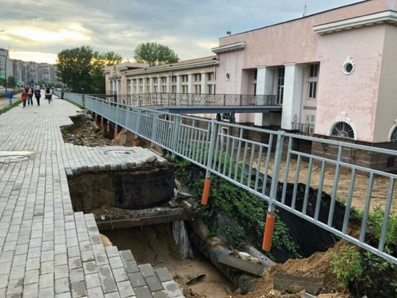 В Нижнем Новгороде дождем размыло набережную, построенную к ЧМ-2018
