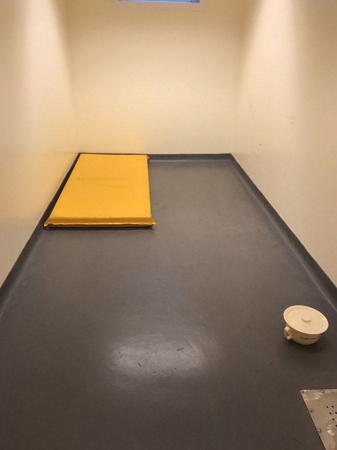 Как выглядит шведская тюрьма для самых опасных преступниц