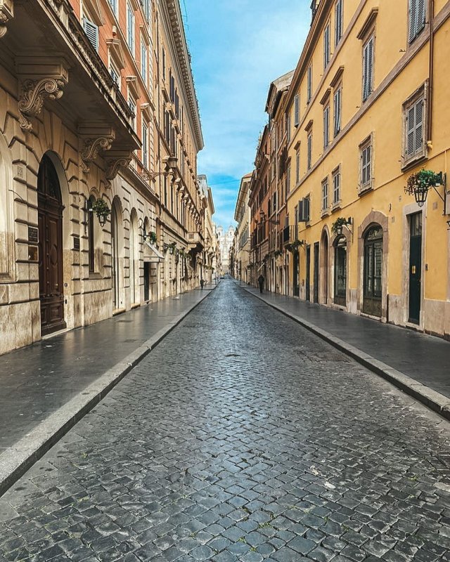 Рим превратился в город-призрак