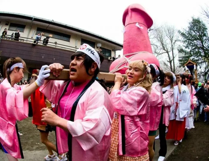 Канамара-мацури — нескромный фестиваль Японии