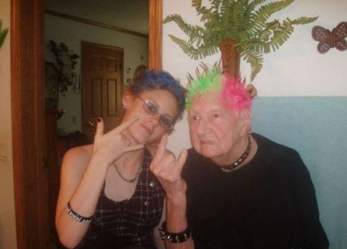 Седина в бороду - бес в ребро!