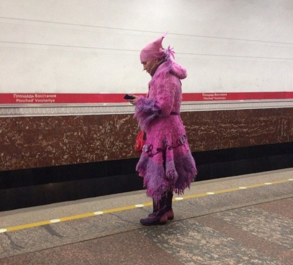 Чудаки и модники из метро
