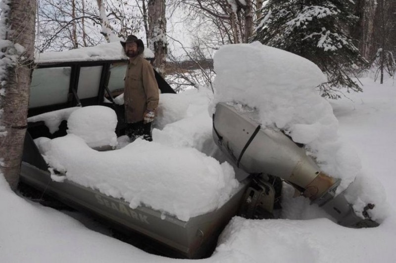 Семья Атчли ушла 18 лет назад от цивилизации жить в глушь на Аляске